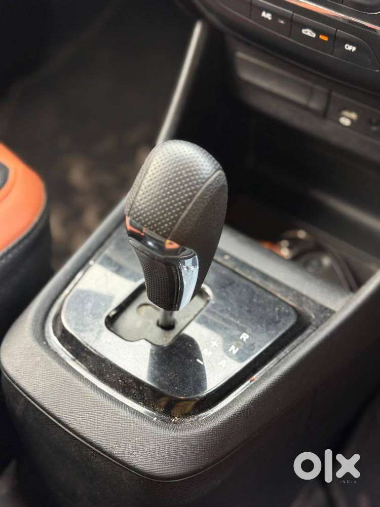 Tata Punch Creative Amt, 2022, Petrol