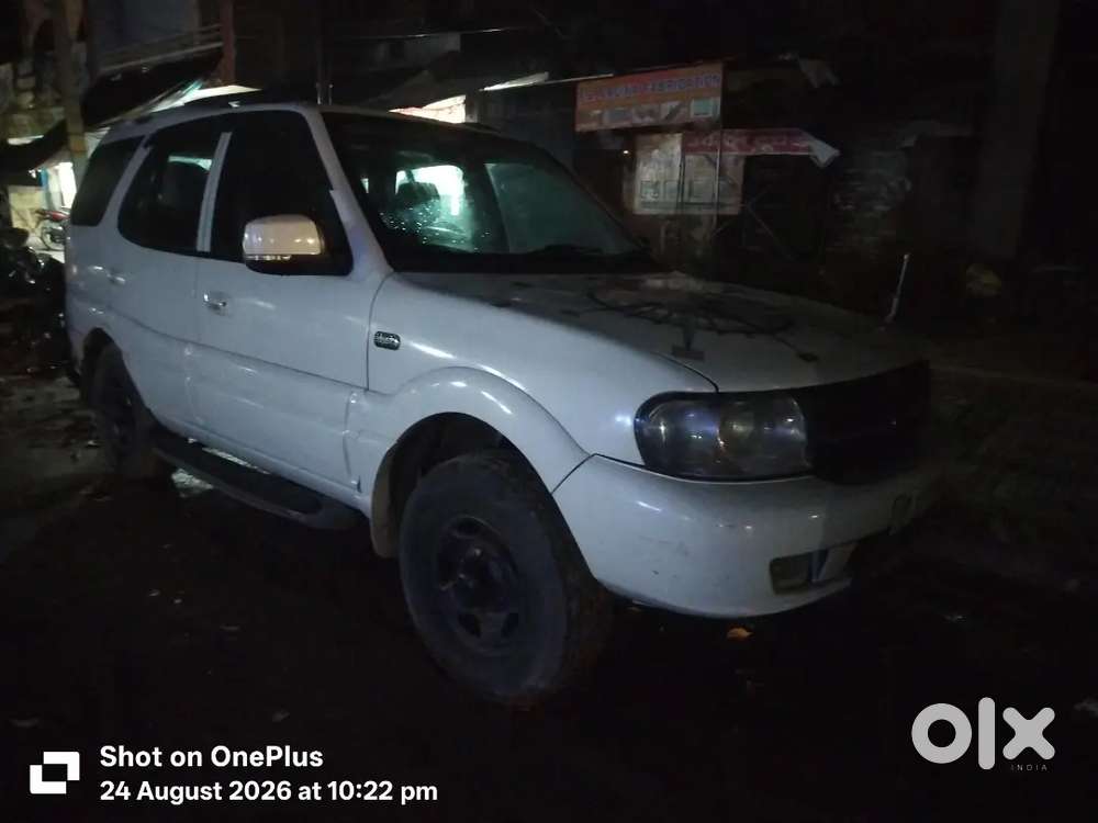 Tata Safari Dicor 2012