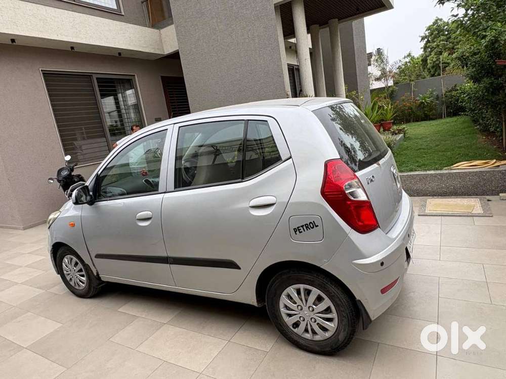 Hyundai I10 2014 Petrol (top Model) Well Maintained