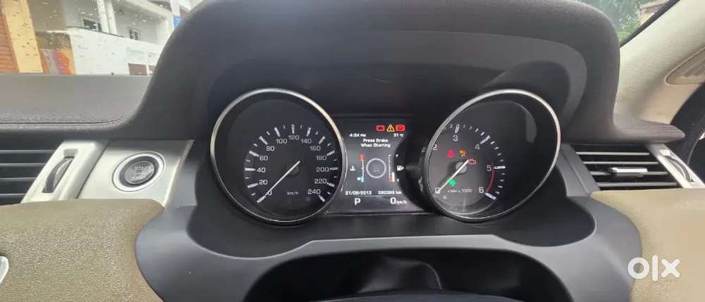 Land Rover Range Rover 2014 Diesel 82000 Km Driven