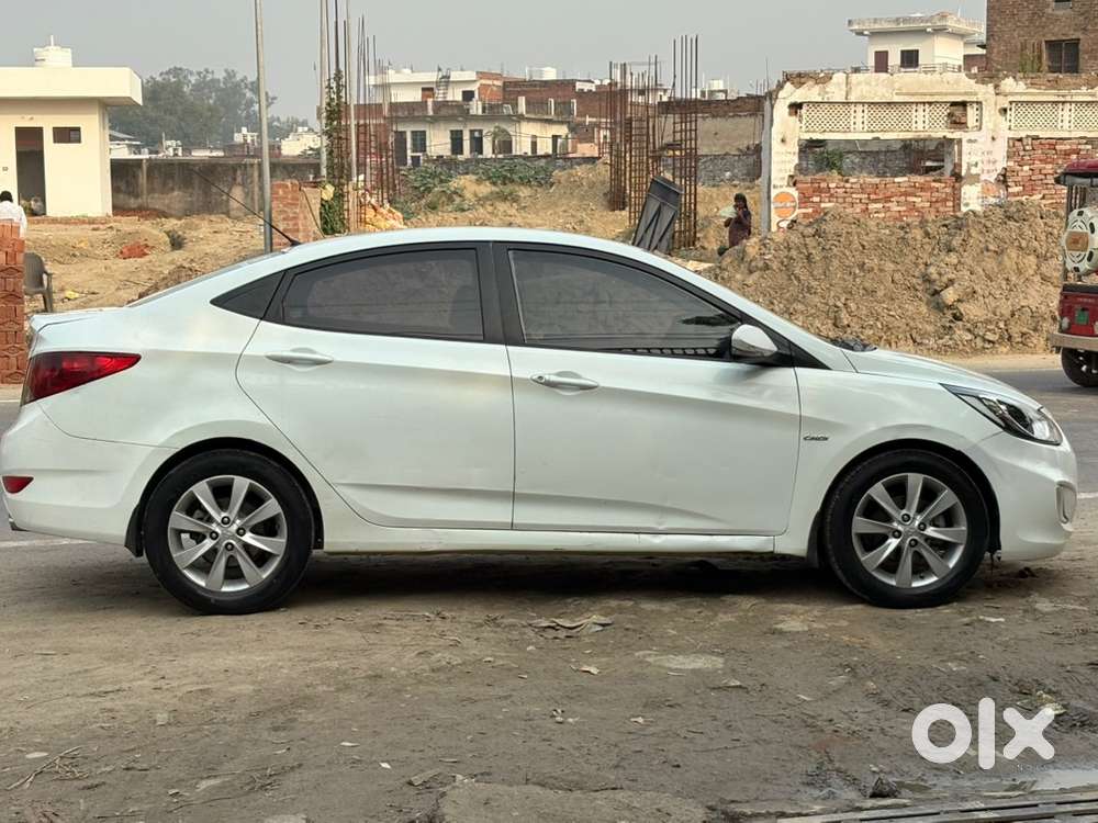 2012 Hyundai Fluidic Verna