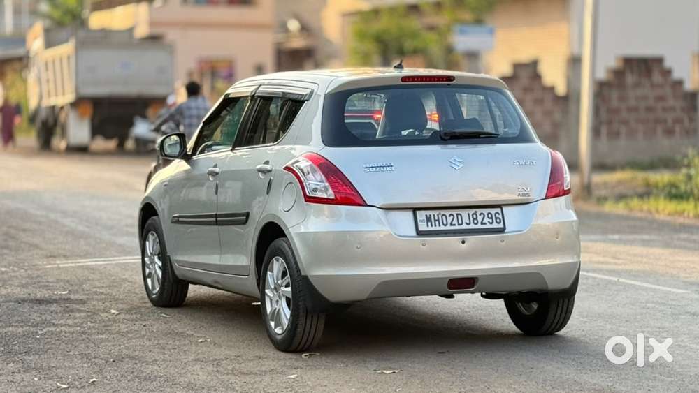 Maruti Suzuki Swift Petrol 2014 Top Model
