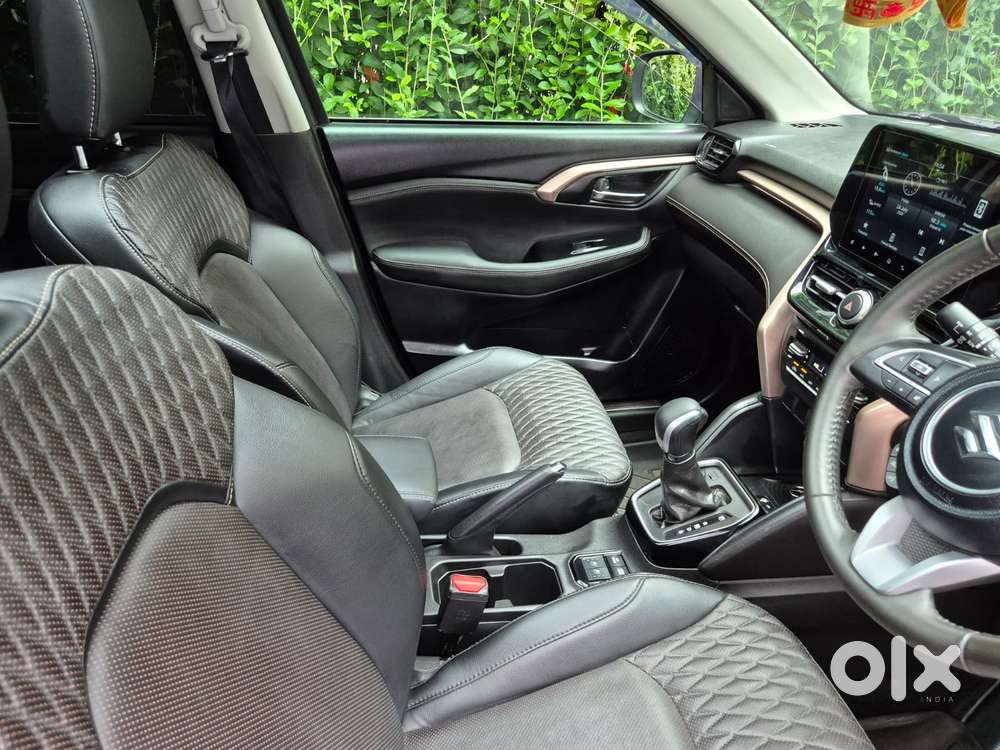 Maruti Suzuki Grand Vitara 1.5 Alpha Plus Intelligent Hybrid Ecvt, 2..