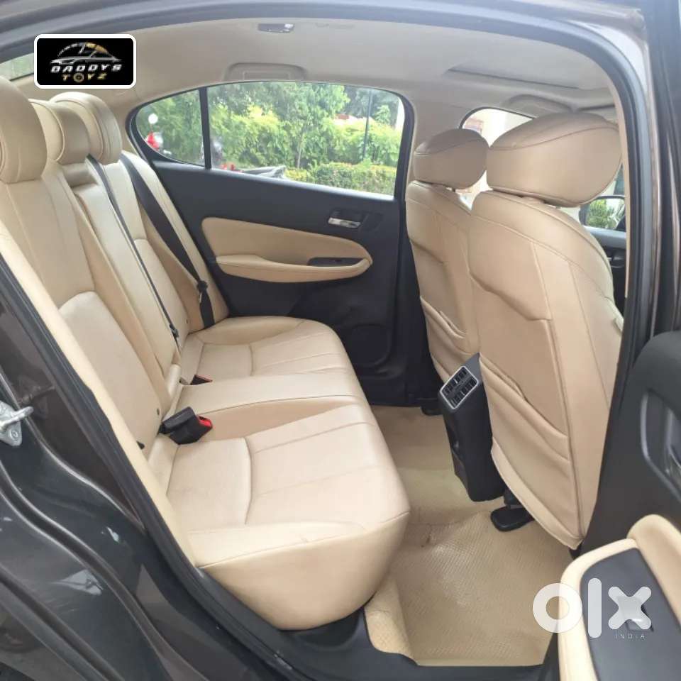 Honda City Zx, 2022, Petrol