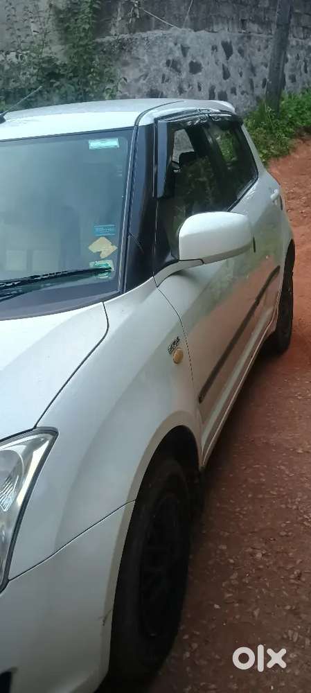 Maruti Suzuki Swift 2010