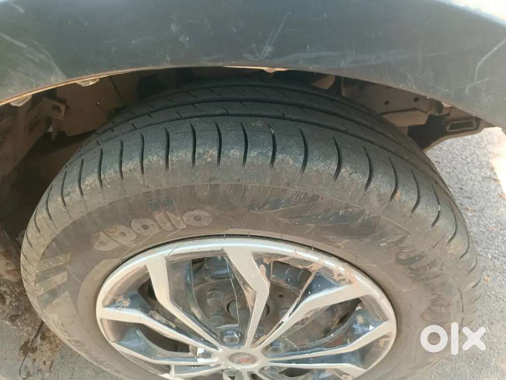 Very Good Condition One Hand Driven.