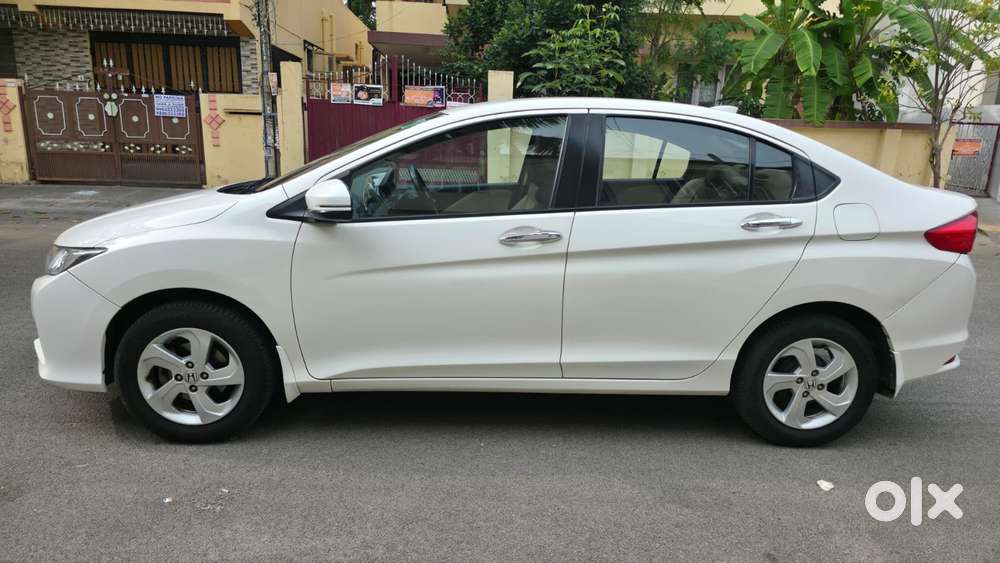Honda City 1.5 V 5th Gen I-vtec Mt, 2015, Petrol