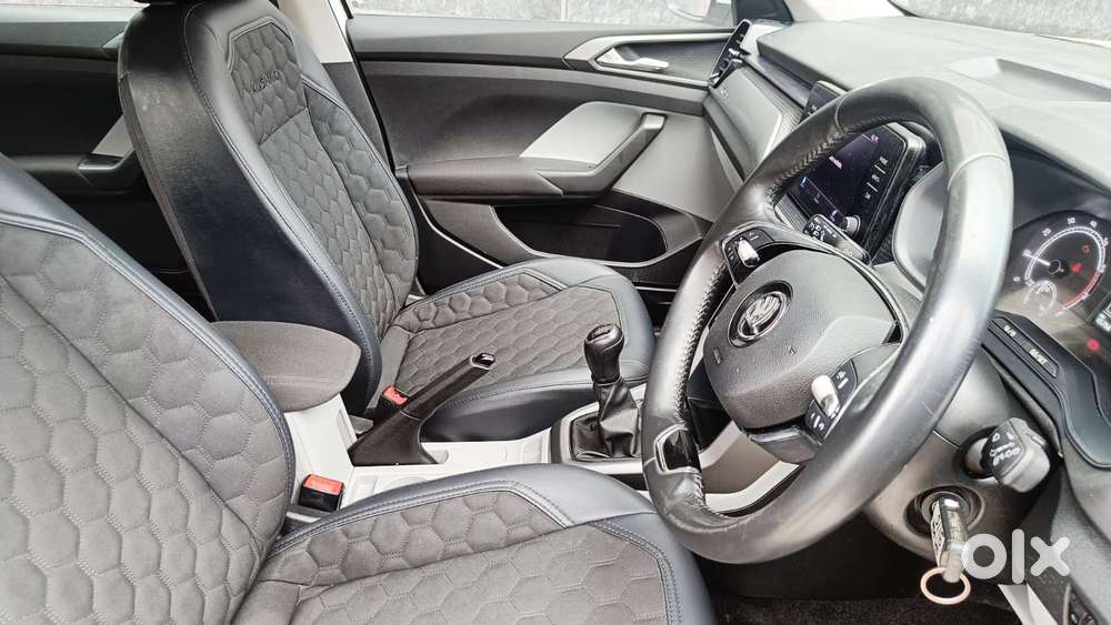 Skoda Kushaq 1.0 Tsi Ambition, 2022, Petrol