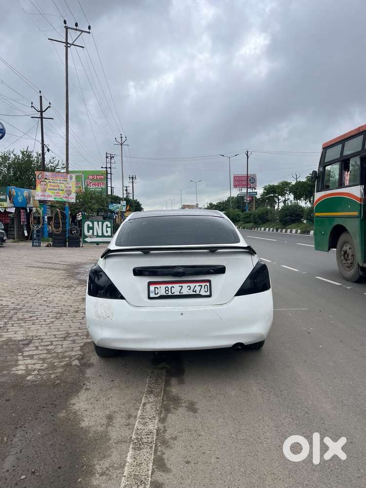 Nissan Sunny Petrol 2013