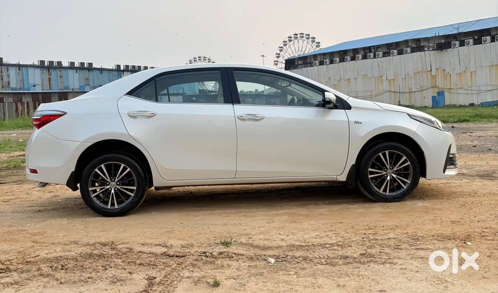 Toyota Corolla Altis 1.8 Vl, 2018, Petrol