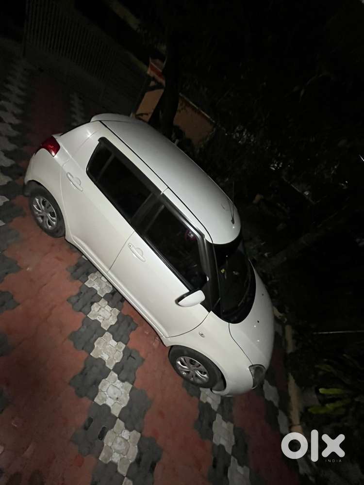 Maruti Suzuki Swift Vxi 2009 Petrol Well Maintained