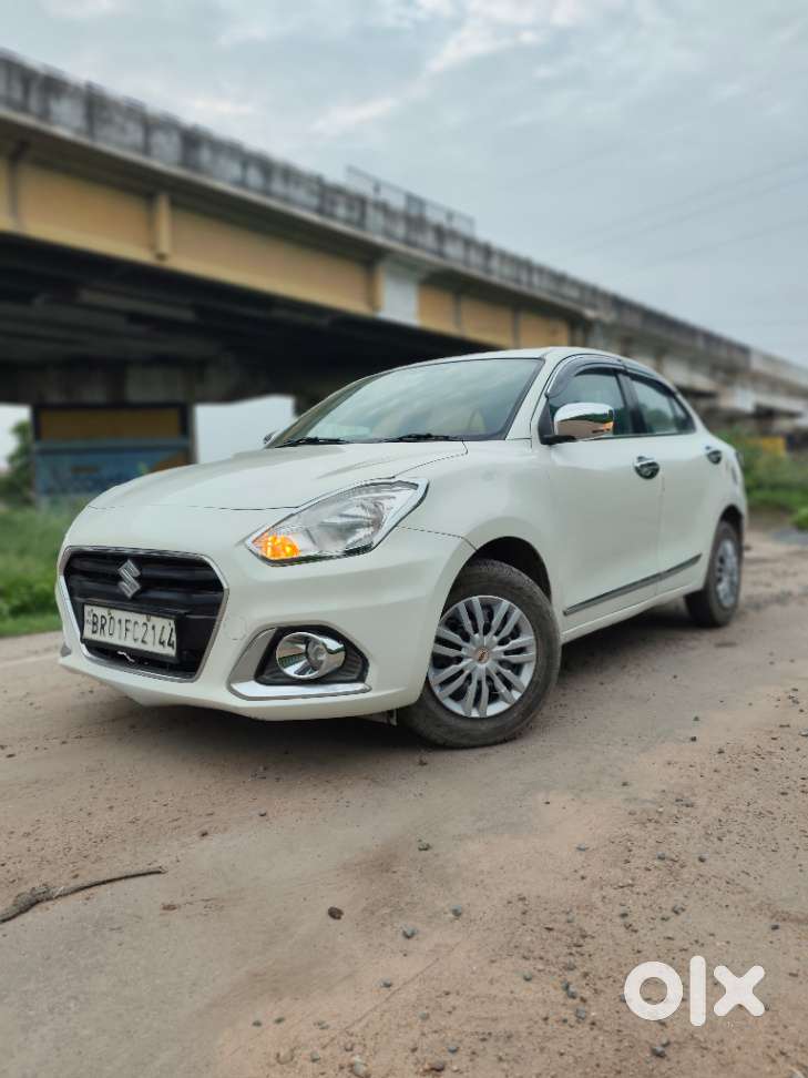 Maruti Suzuki Dzire 1.2 Vxi, 2022, Petrol