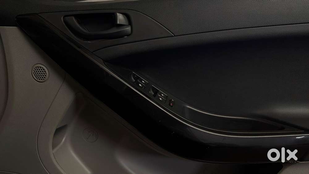 Tata Nexon 1.2 Revotron Xm, 2018, Petrol
