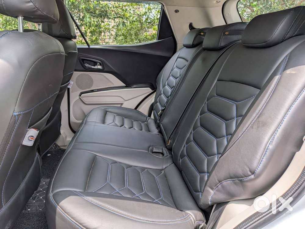 Mahindra Xuv300 W8 Option, 2019, Petrol