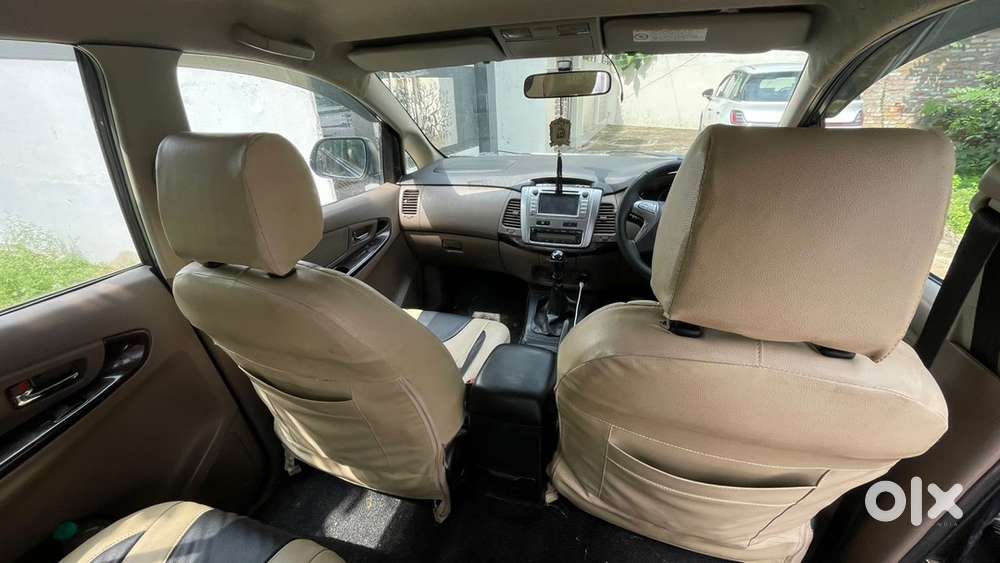 Toyota Innova Diesel 2015