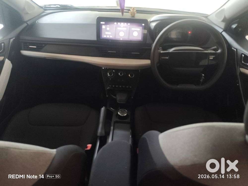 Tata Nexon Pure Plus (s) Petrol Amt, 2025, Petrol