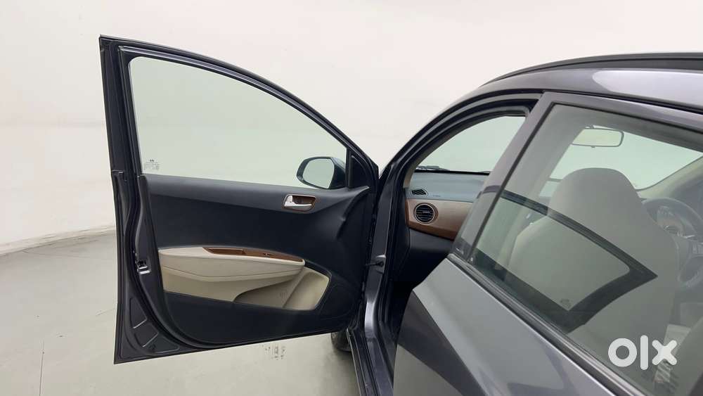 Hyundai Grand I10 1.2 Kappa Vtvt Asta (o) At, 2016, Petrol