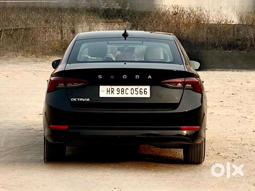 Skoda Octavia 1.8 Tsi At Style, 2021, Petrol