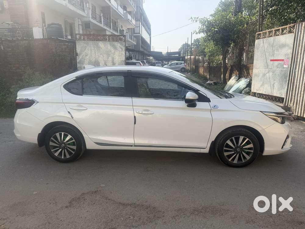 Honda City V Mt Exclusive, 2025, Petrol