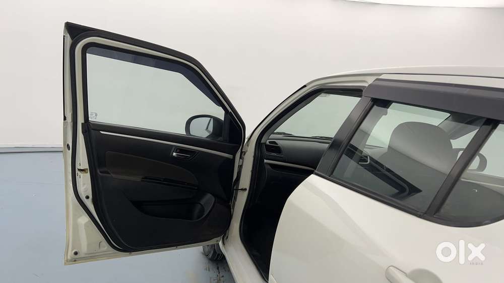 Maruti Suzuki Swift Vvt Vxi, 2015, Petrol