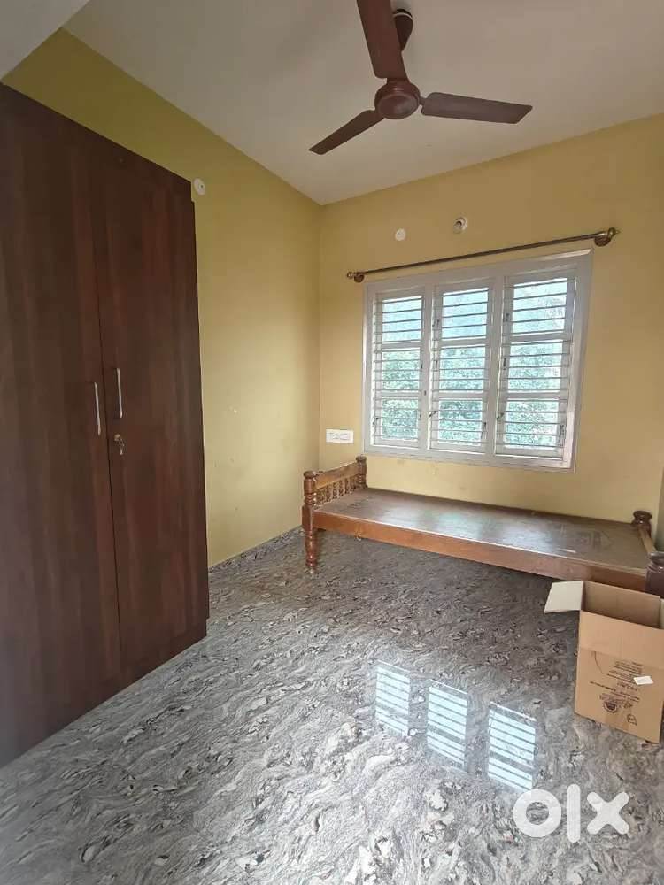 Room for Rent in Prime Area with Attached Bathroom,Bed& Wardrobe
