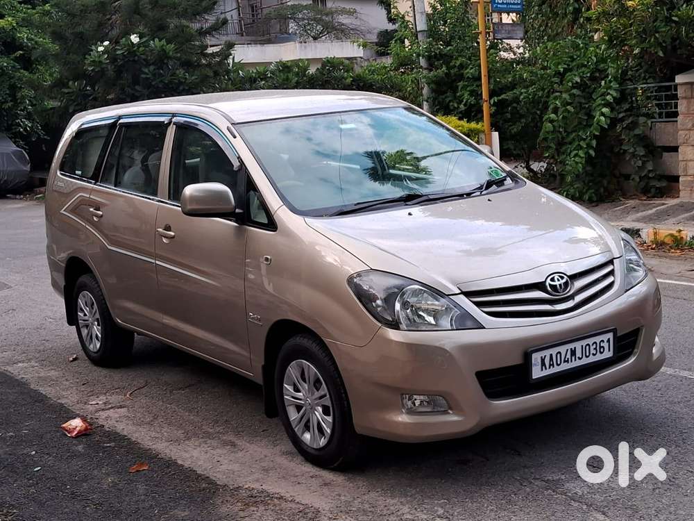 Toyota Innova 2004-2011 2.5 G4 Diesel 7-seater, 2011, Diesel