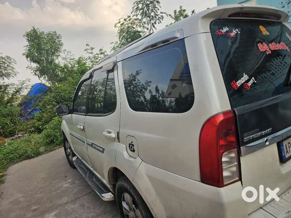 Tata Safari Storme 2013 Diesel 160000 Km Driven