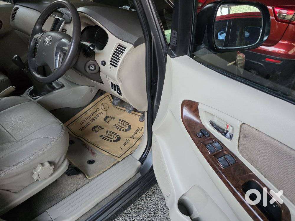 Toyota Innova 2.5 V 7 Str, 2014, Diesel