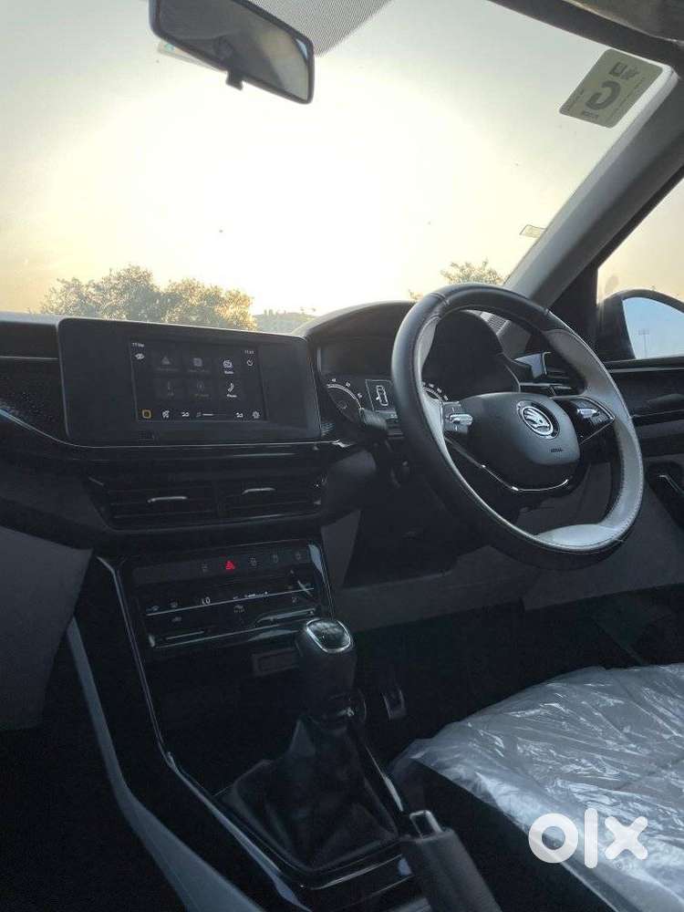 Skoda Kushaq 1.0 Tsi Active, 2023, Petrol