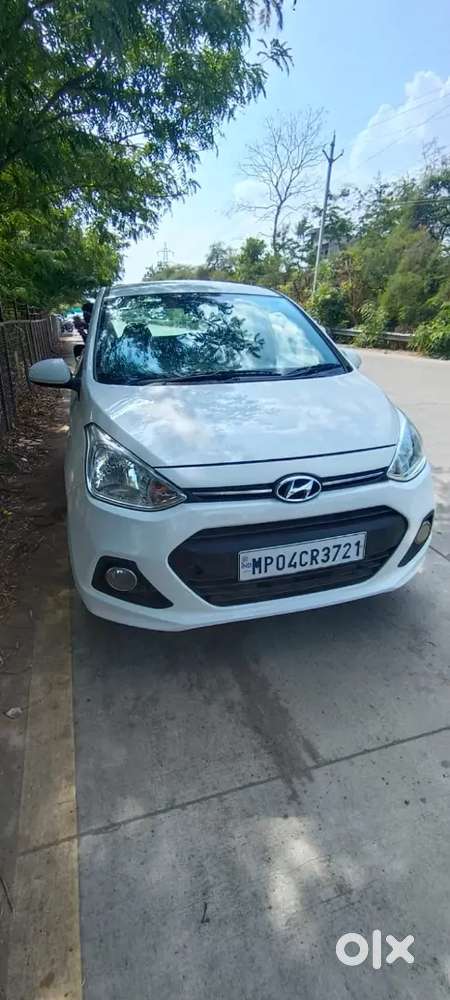 Grand I10 2016 Model 1st Owener Tare Battery New Good  Condition