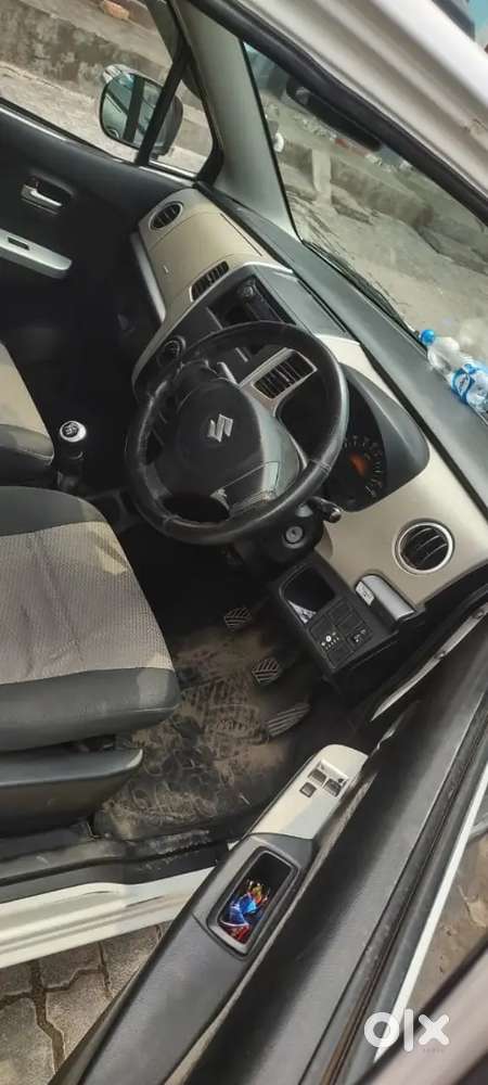 Maruti Suzuki Wagon R Lxi 2014 Company Fitted Well Maintained