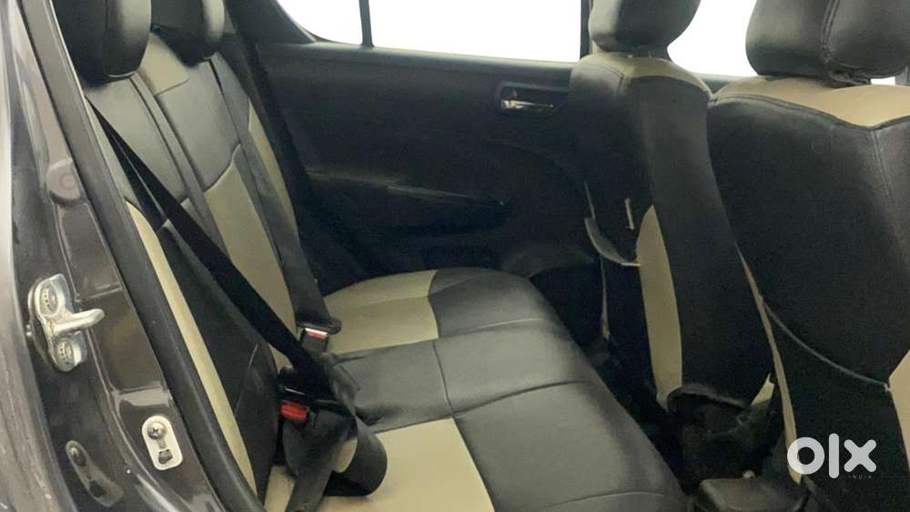 Maruti Suzuki Swift Vxi, 2015, Petrol