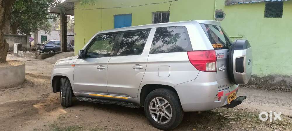 Mahindra Tuv 300 Plus 2020
