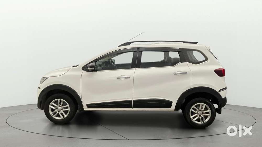 Renault Triber Rxt, 2024, Petrol