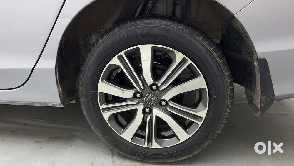 Honda City 1.5 V 4th Gen I-vtec Mt, 2022, Petrol