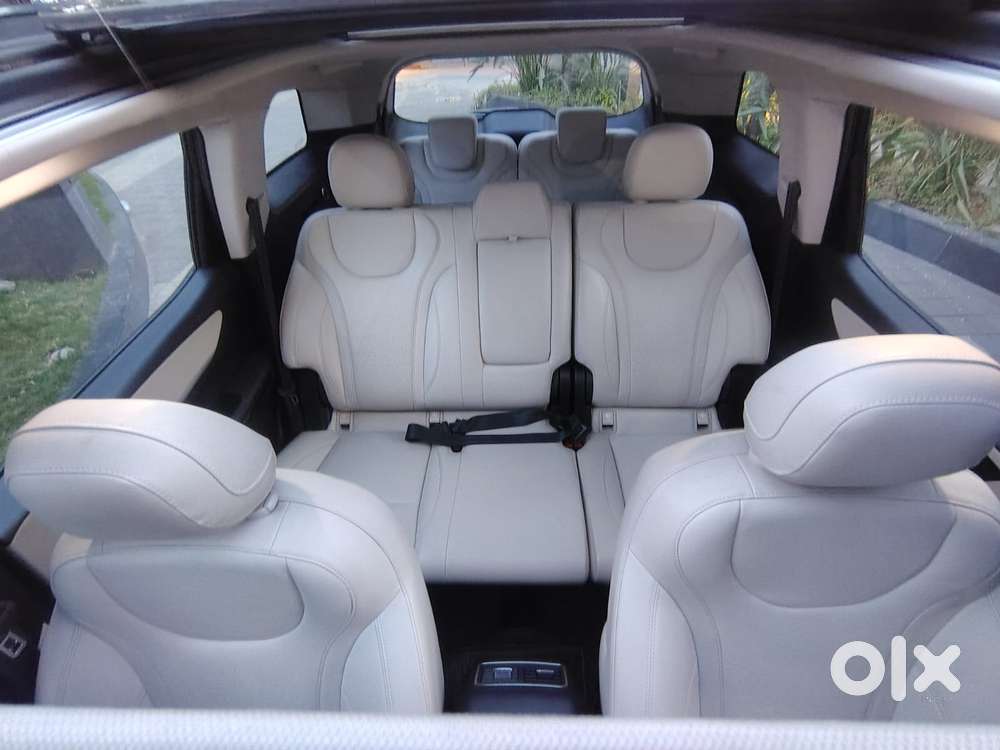 Mahindra Xuv700 2.2 Ax 7 Diesel Mt Str, 2023, Diesel