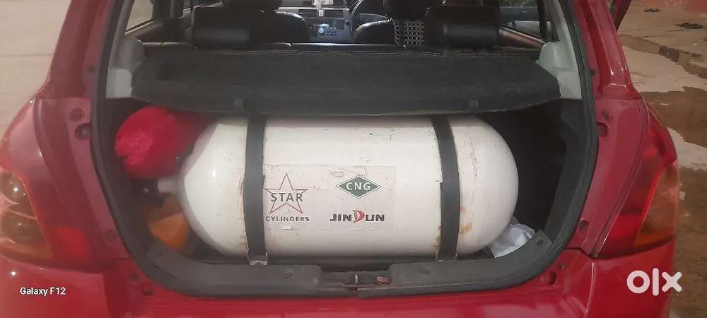 Maruti Suzuki Swift 2010 Cng & Hybrids 125000 Km Driven