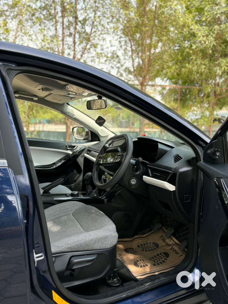 Tata Curvv Pure Plus 1.2 Revotron Petrol 7dca, 2025, Petrol