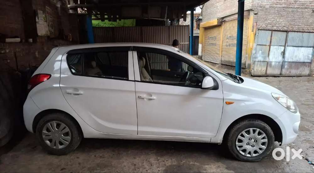 Hyundai I20 2010 Petrol 150000 Km Driven