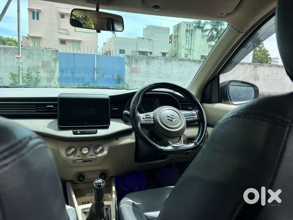 Maruti Suzuki Ertiga Vxi, 2025