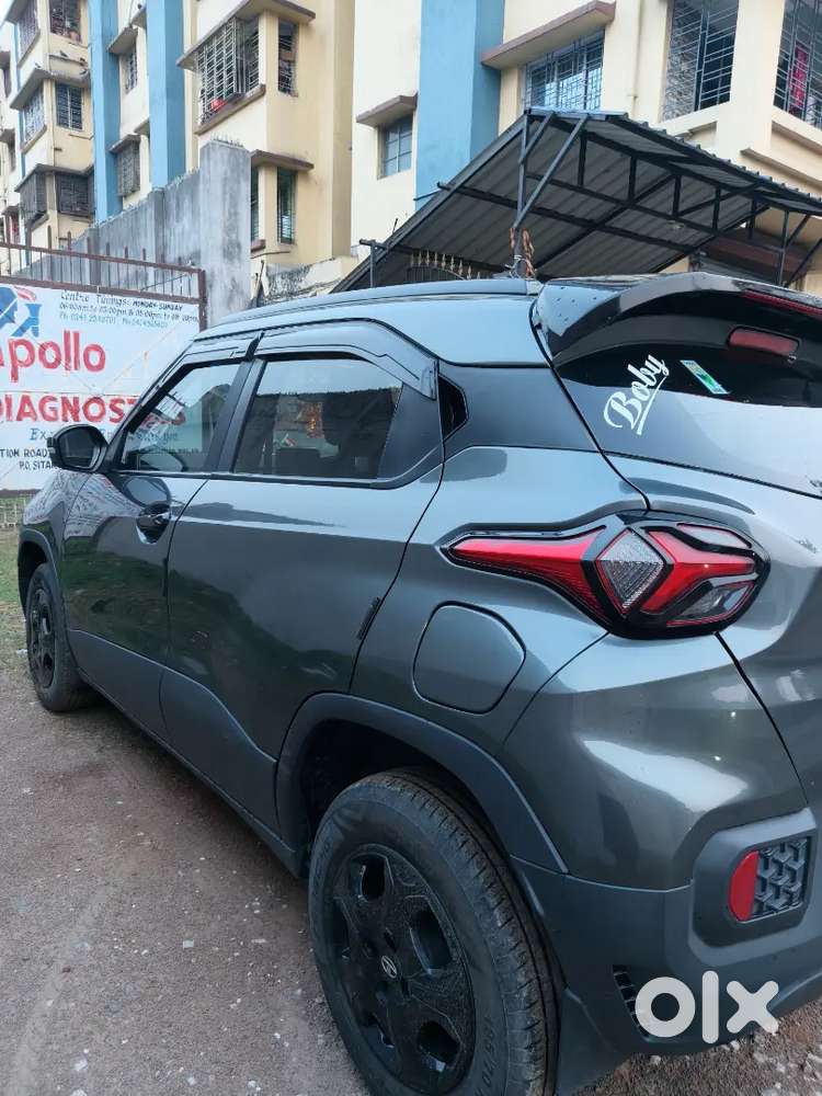 Tata Punch Accomplished 
Year December 2021