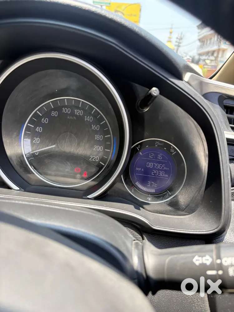 Honda Jazz 2017 Diesel 87965 Km Driven