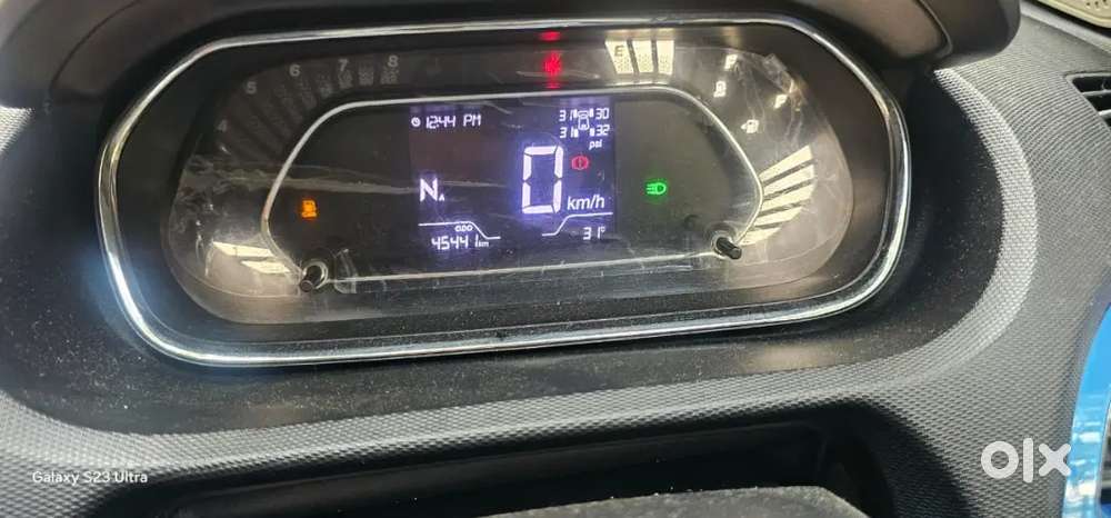 Tata Tiago Xza Plus Automatic 2024 Company Fitted Cng