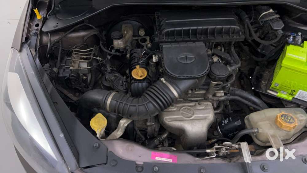 Tata Tigor Xza, 2018, Petrol