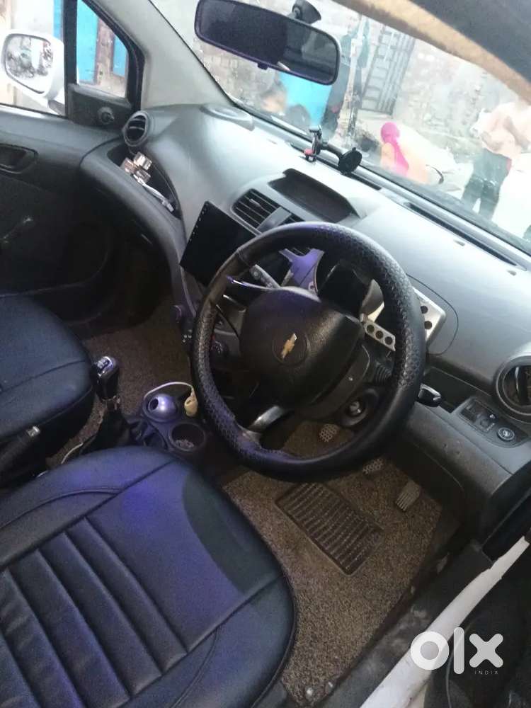 Chevrolet Beat Petrol 2016