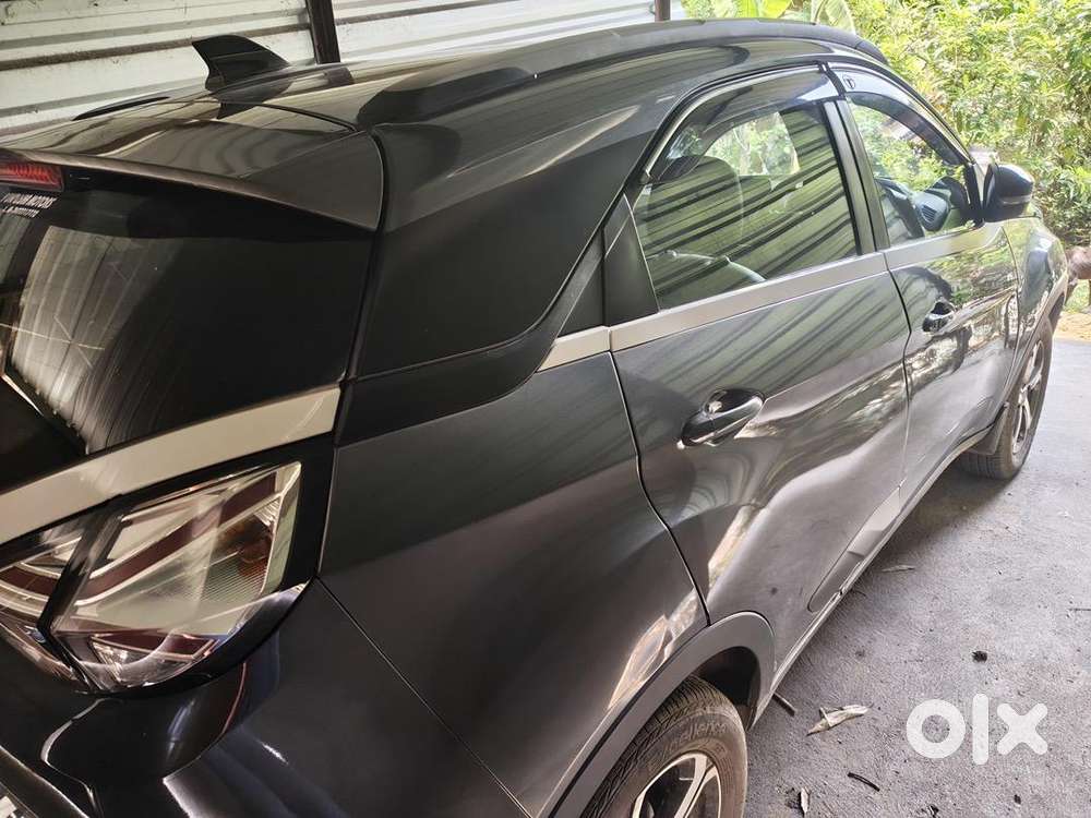 Tata Nexon Xza+ (dec 2022  Petrol  Automatic)
