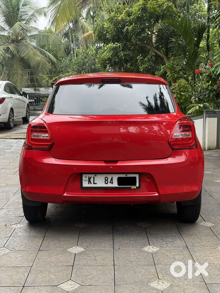 Maruti Suzuki Swift Vxi + Manual, 2021, Petrol