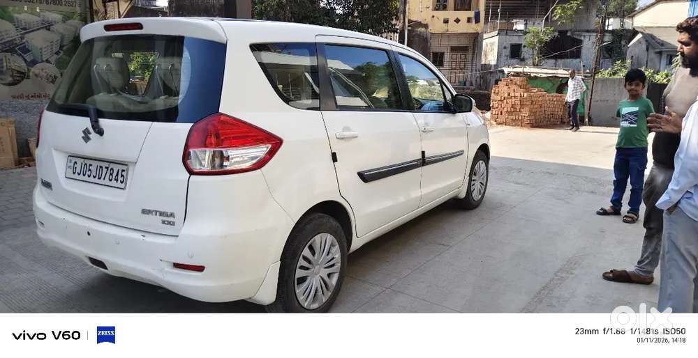 Ertiga Zxi Petrol (cng)