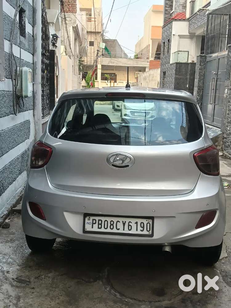Hyundai Grand I10 2014 Variant Urgent Sell