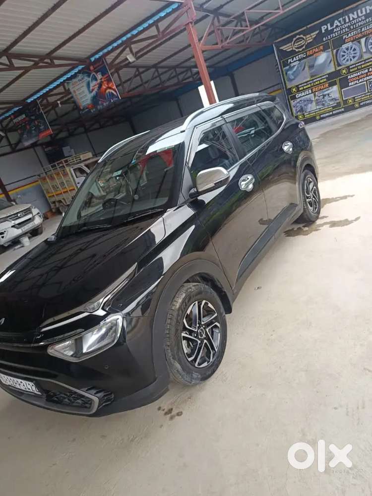 Kia Carens Prestige Plus 2024